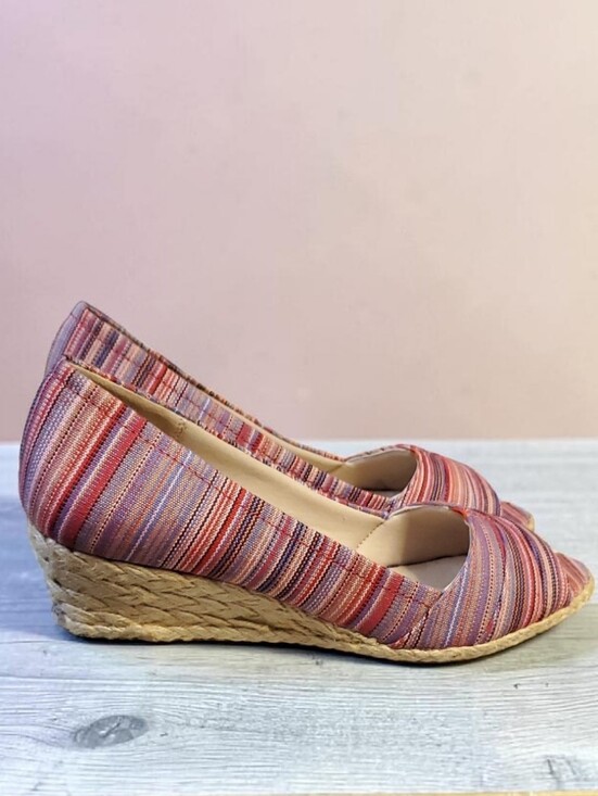 Coach and Four Shoes - Coach And Four Pink Purple Stripe Espadrille Wedge . Size 9.